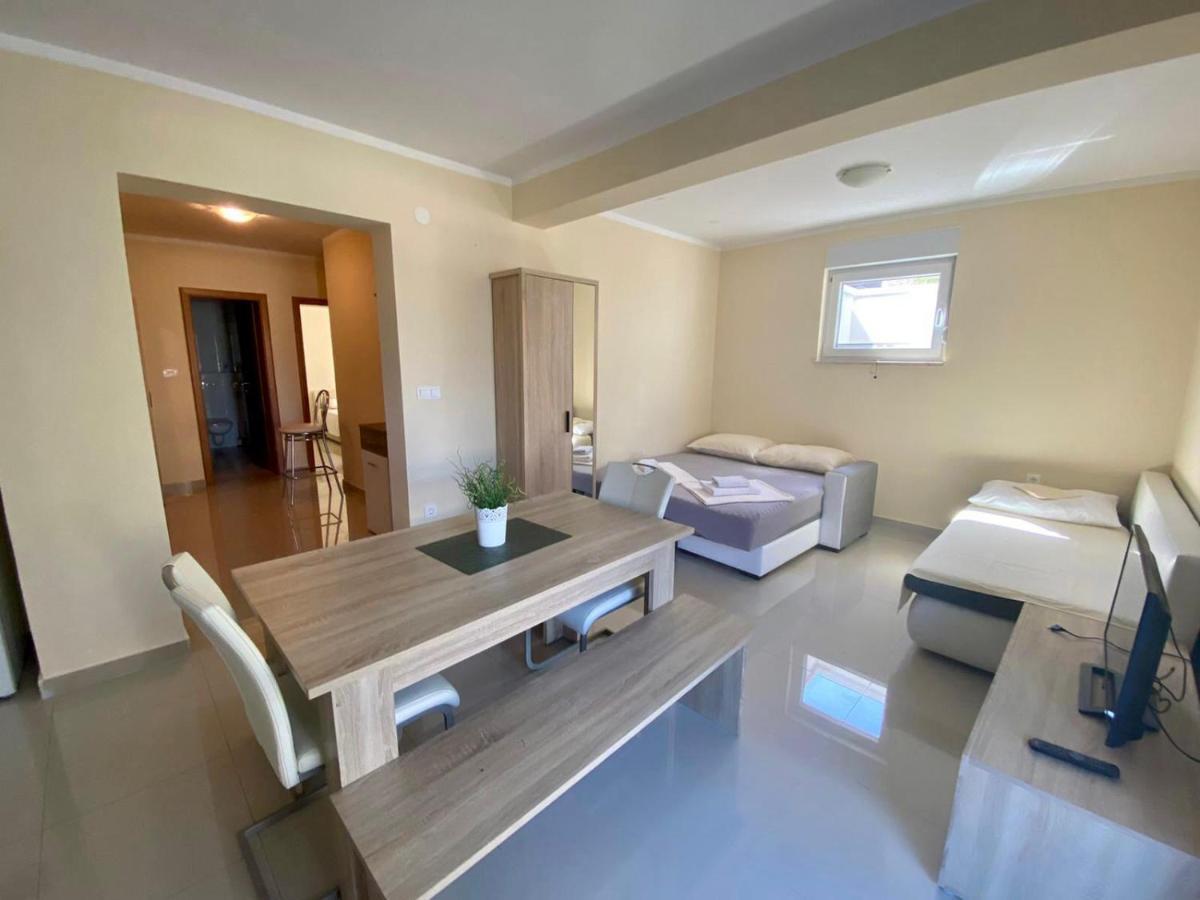 Atrium Novalja Daire Dış mekan fotoğraf