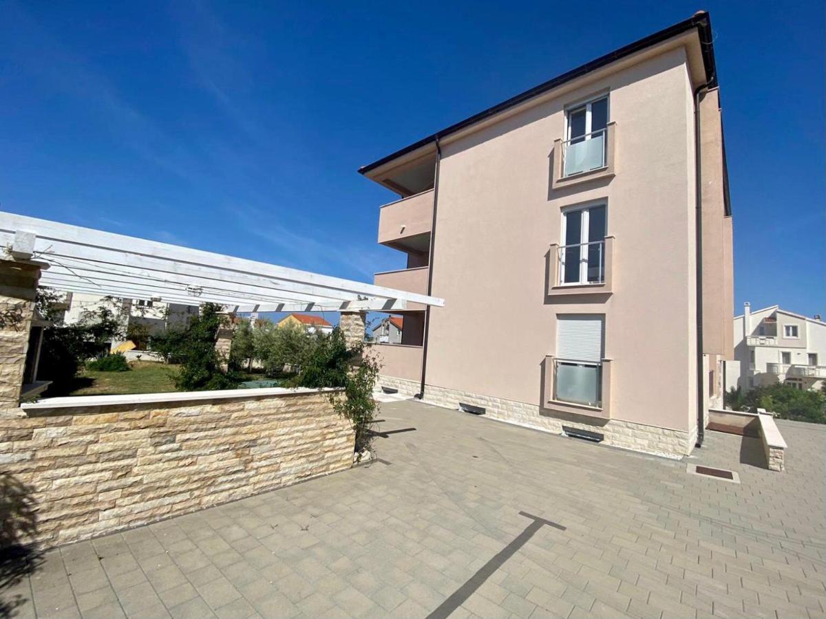 Atrium Novalja Daire Dış mekan fotoğraf